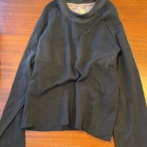 Athleta Women’s/Juniors Cropped Shirt